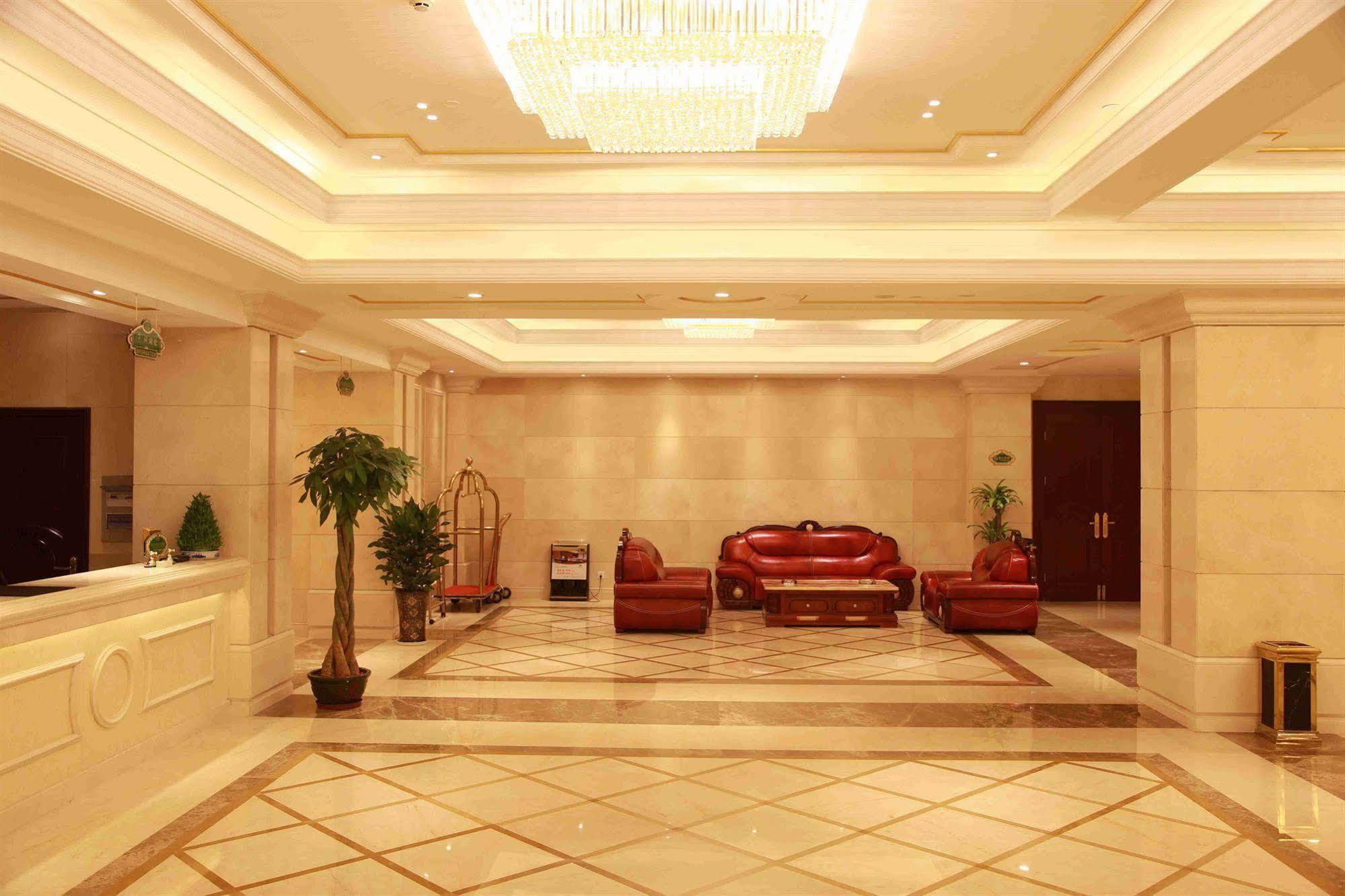Vienna Hotel Shanghai Pudong Airport Bagian luar foto